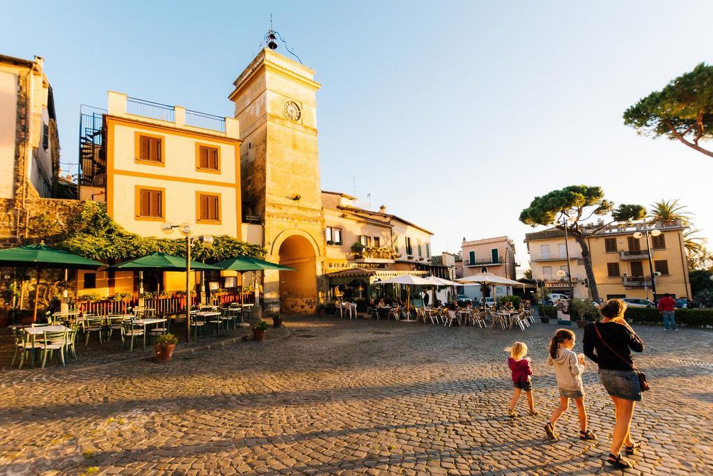 Relax In Piazzetta Casa E Appartamento Per Vacanze Тревиньяно-Романо Экстерьер фото